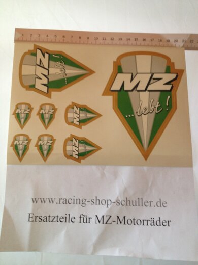 Aufkleberbogen "MZ ...lebt"